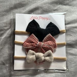 NWT Little Poppy Co Bows